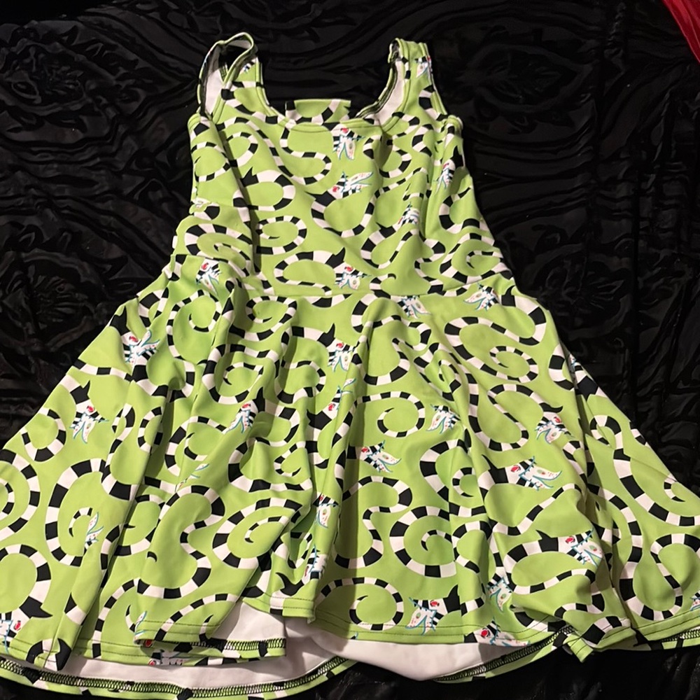 Sandworm beetlejuice dress